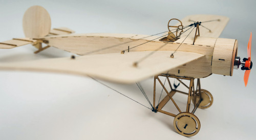 DW Fokker E1. Eindecker Kit